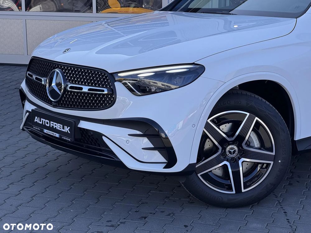 Mercedes-Benz GLC 200 d 4Matic 9G-TRONIC AMG Line Advanced - 3