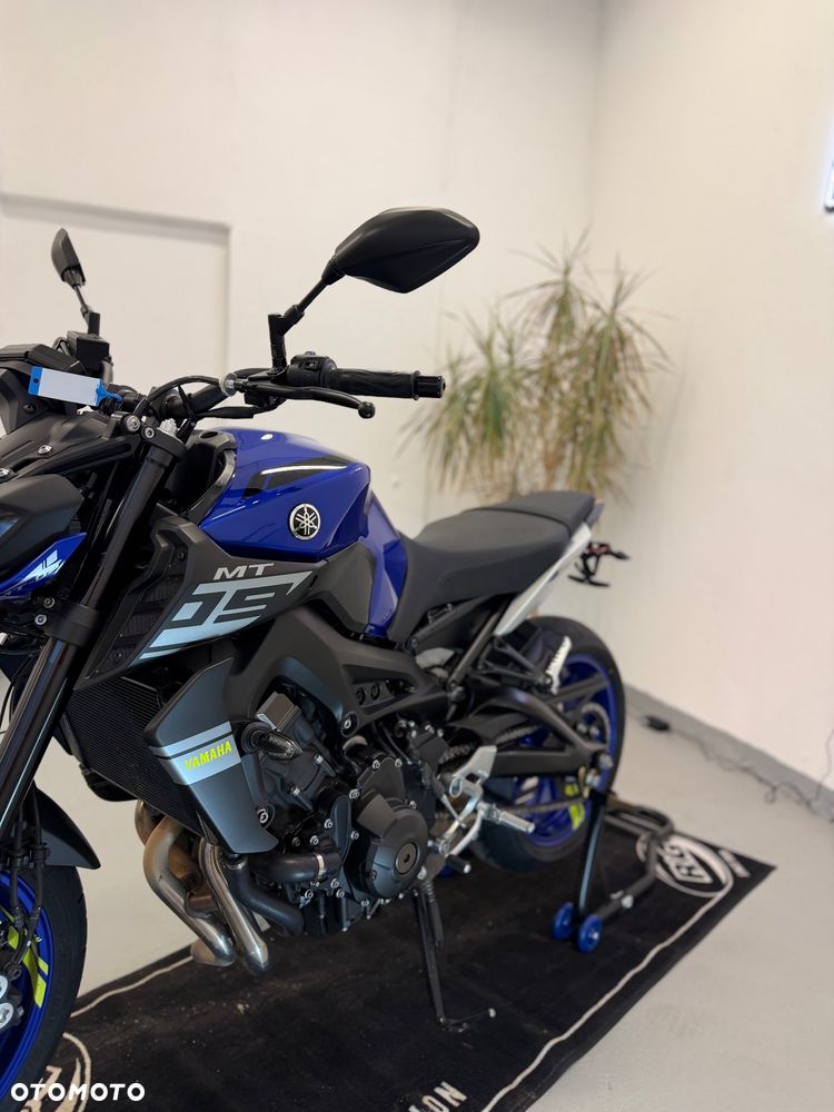Yamaha MT - 16