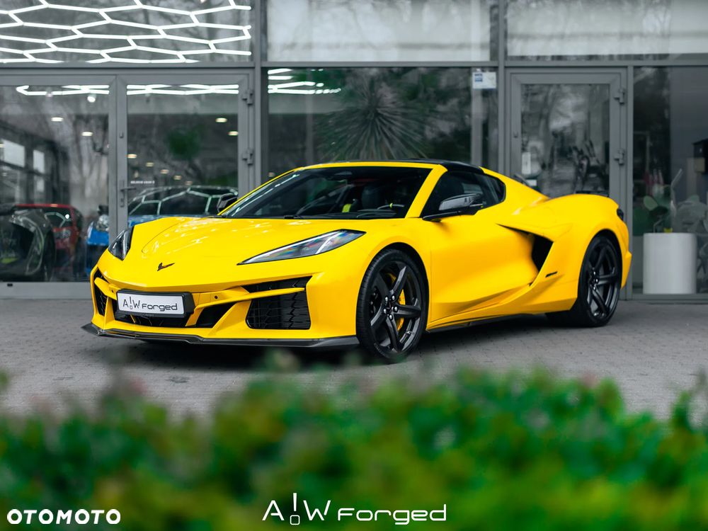 Chevrolet Corvette - 2