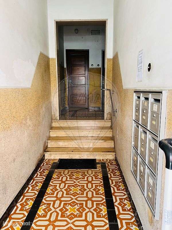 Apartamento T2 para arrendamento - Grande imagem: 2/14