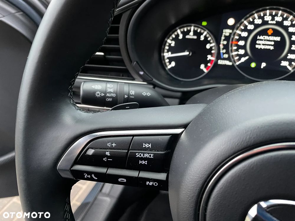 Mazda 3 2.0 mHEV Exclusive Line - 28