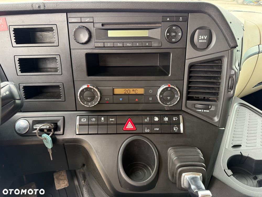 Mercedes-Benz Actros 2551 - 16