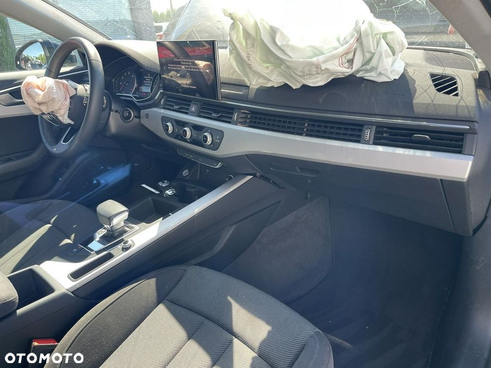 Audi A4 Avant - 11