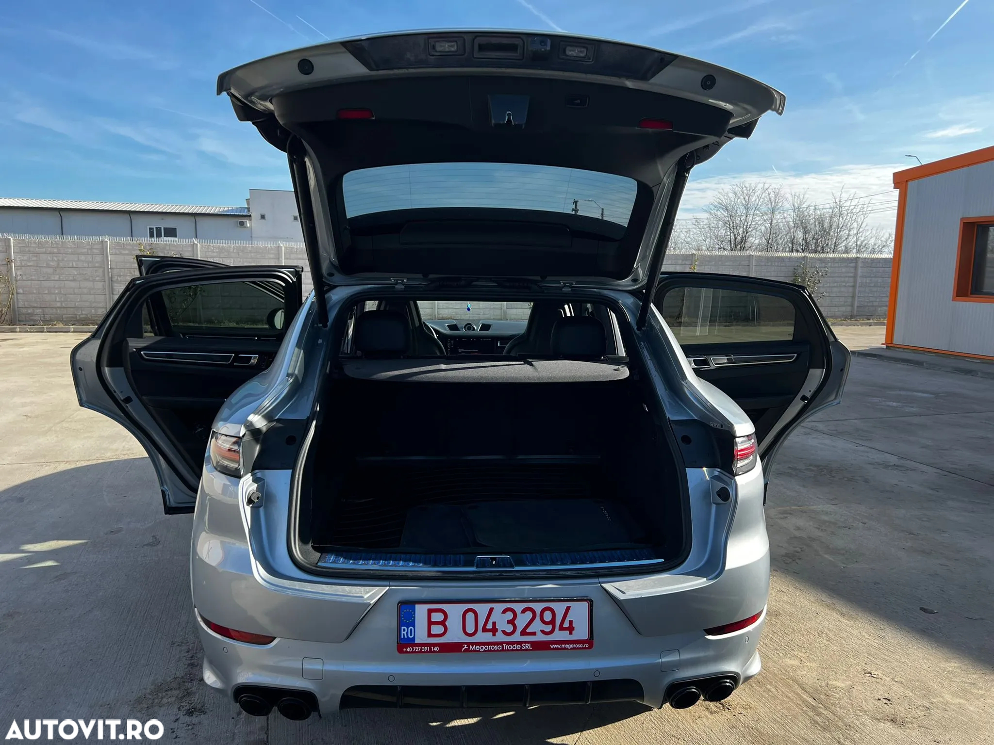 Porsche Cayenne Coupe S - 18