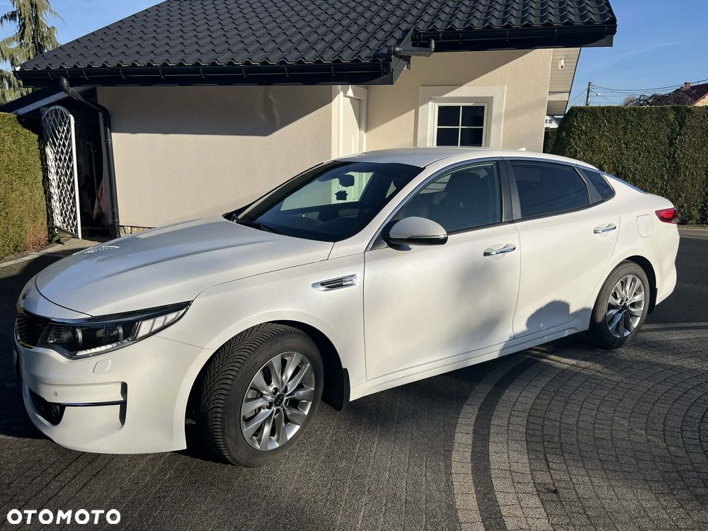 Kia Optima 1.7 CRDI L DCT - 1