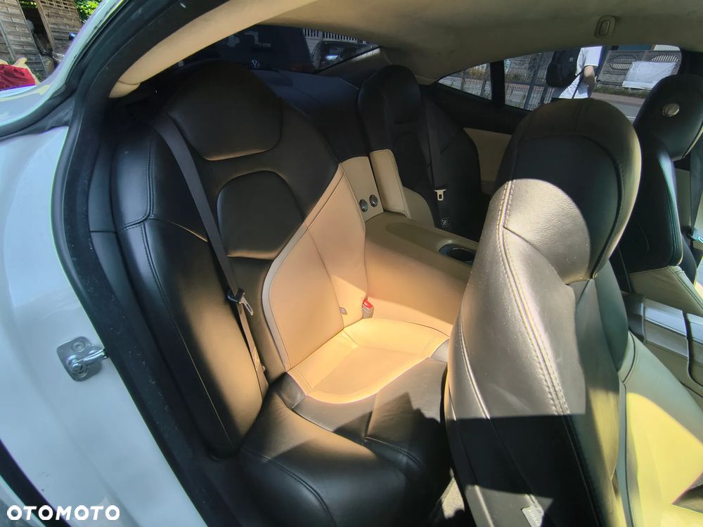 Fisker Karma - 28