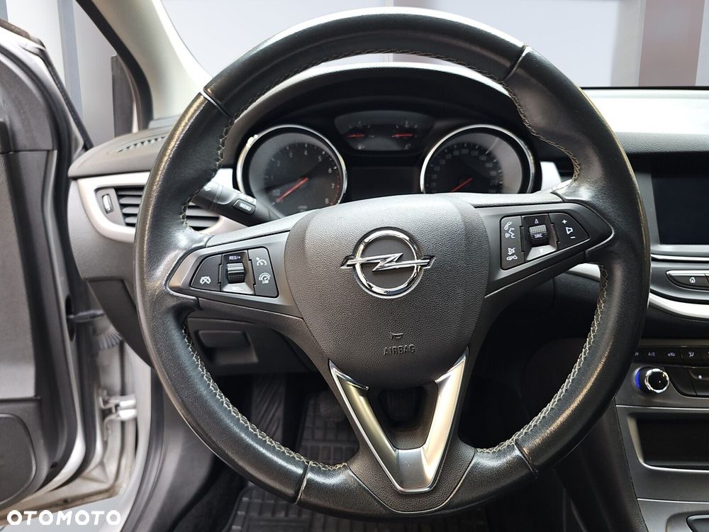 Opel Astra 1.2 T Edition S&S - 11