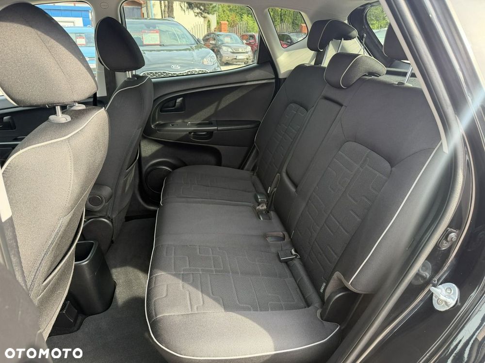 Kia Venga 1.6 CRDi 128 Business Line - 20