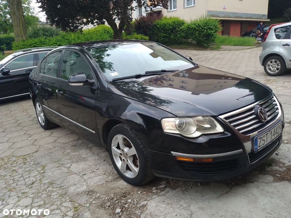 Volkswagen Passat 1.9 TDI Comfortline - 11
