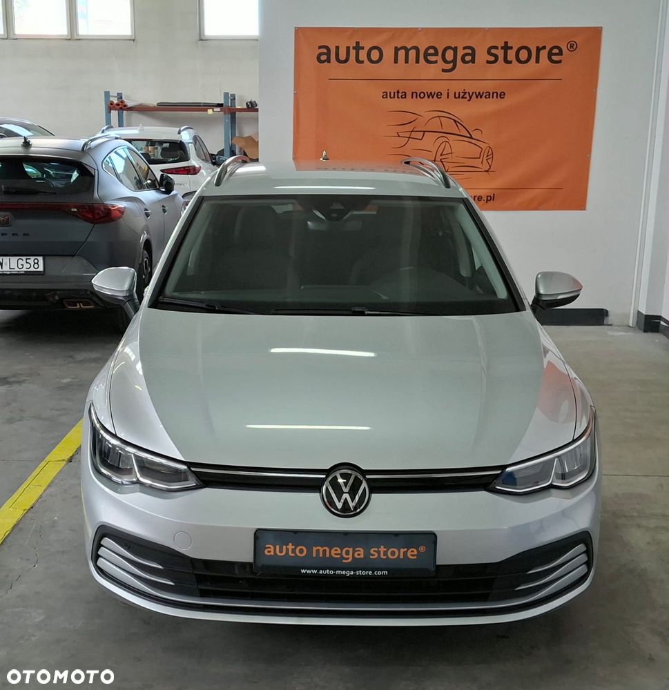 Volkswagen Golf - 6