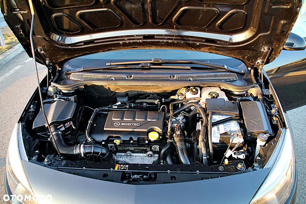 Opel Astra 1.4 Turbo Active - 17