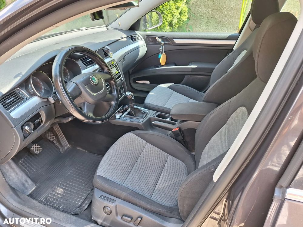 Skoda Superb 2.0 TDI Comfort - 5