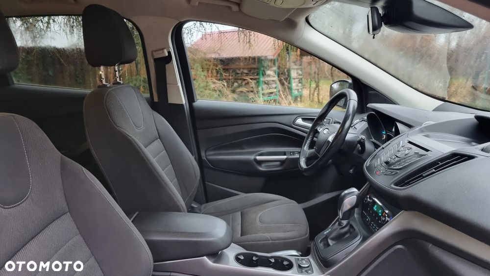 Ford Kuga 2.0 TDCi 4WD Titanium - 14