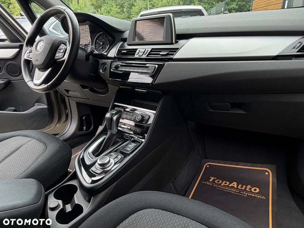 BMW Seria 2 218d Sport-Aut Advantage - 17