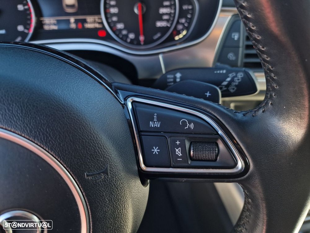 Audi A6 Allroad 3.0 TDi quattro S tronic - 29