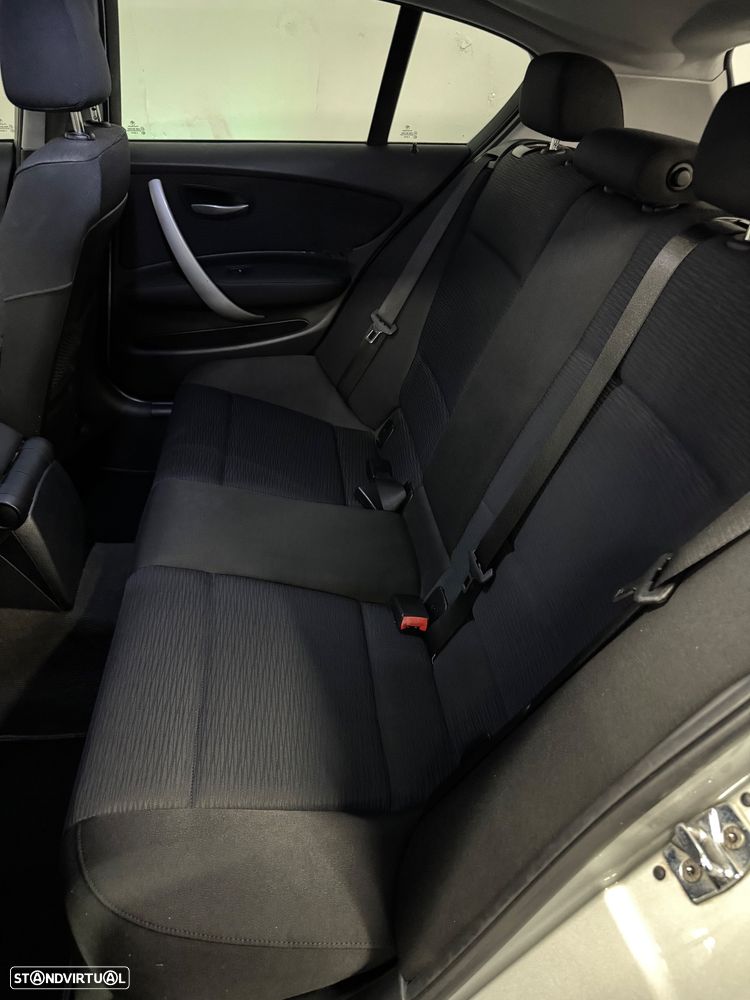 BMW 118 d Lifestyle - 15