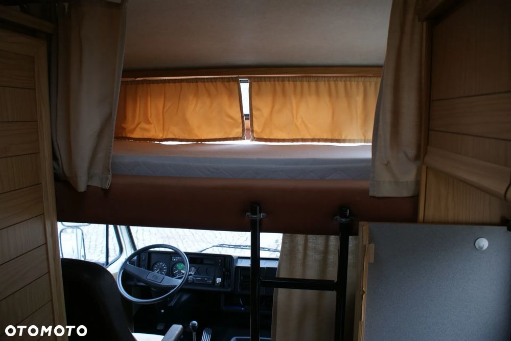 Volkswagen 31 - 24