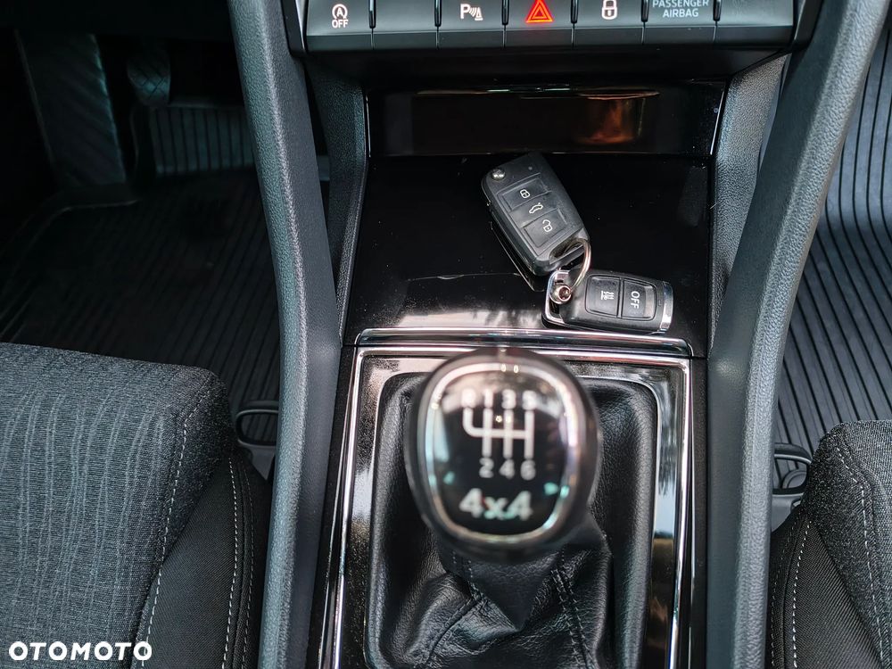 Skoda Karoq 2.0 TDI SCR 4x4 Style - 11