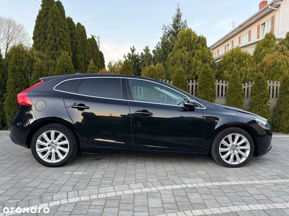 Volvo V40 D2 Momentum - 13