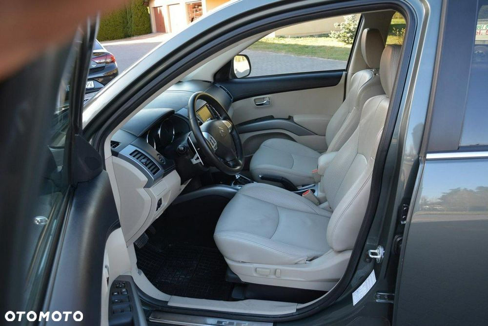 Citroën C-Crosser 2.2 HDi Exclusive DCS - 21