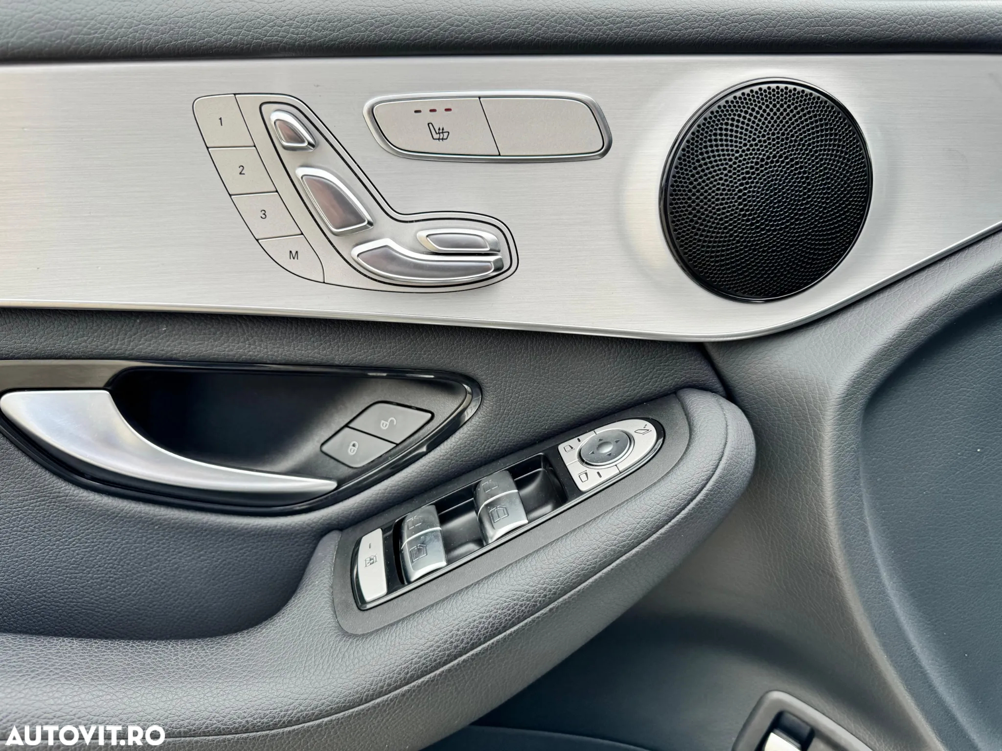 Mercedes-Benz GLC 300 d 4Matic 9G-TRONIC Exclusive - 19