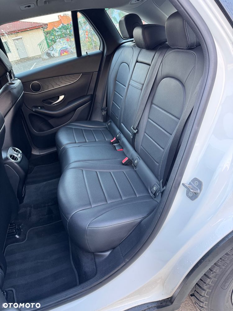 Mercedes-Benz GLC 220 d 4-Matic - 17