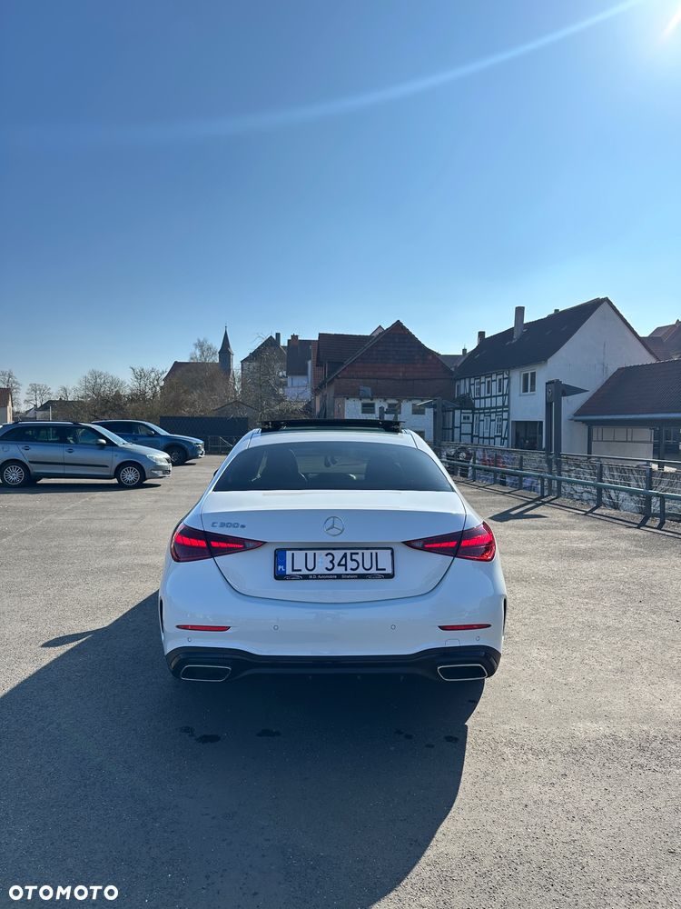 Mercedes-Benz Klasa C 300 e 9G-TRONIC Edition AMG Line - 36