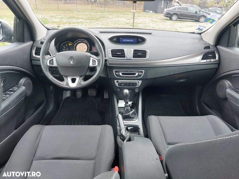 Renault Megane dCi 110 FAP LIMITED - 8