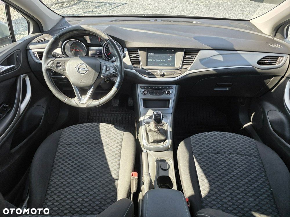 Opel Astra - 4