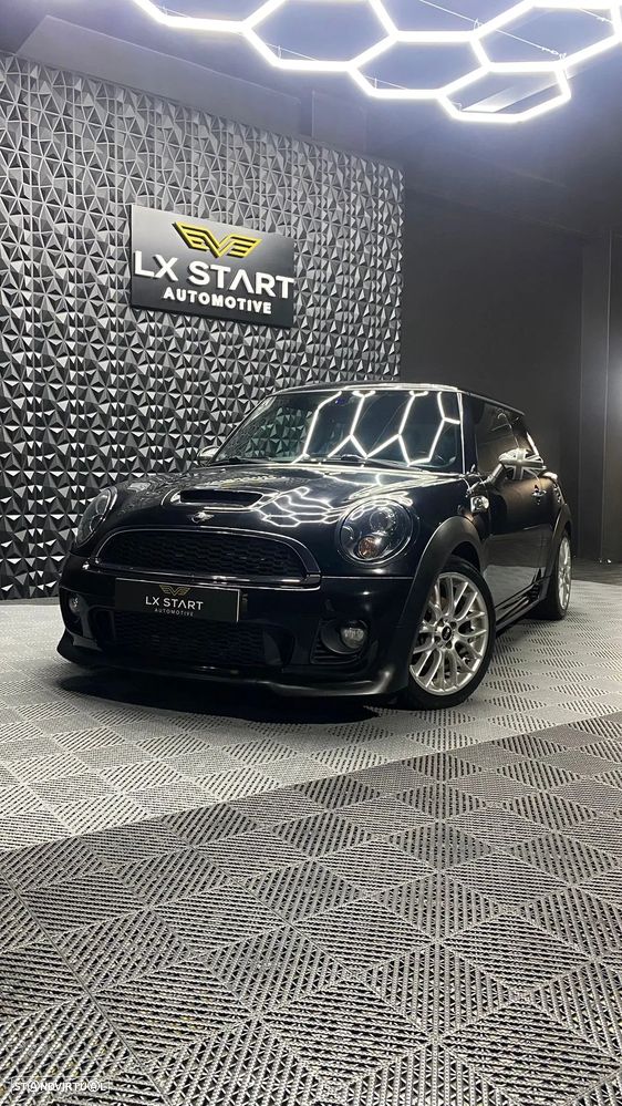 MINI 3 Portas Cooper SD - 3
