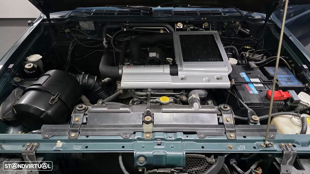 Mitsubishi Pajero 2.8 TD GLS ABS - 27
