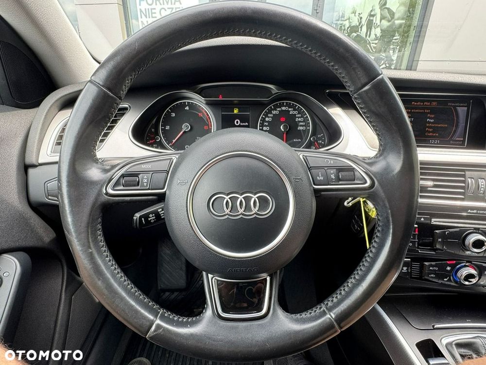 Audi A4 Avant - 4