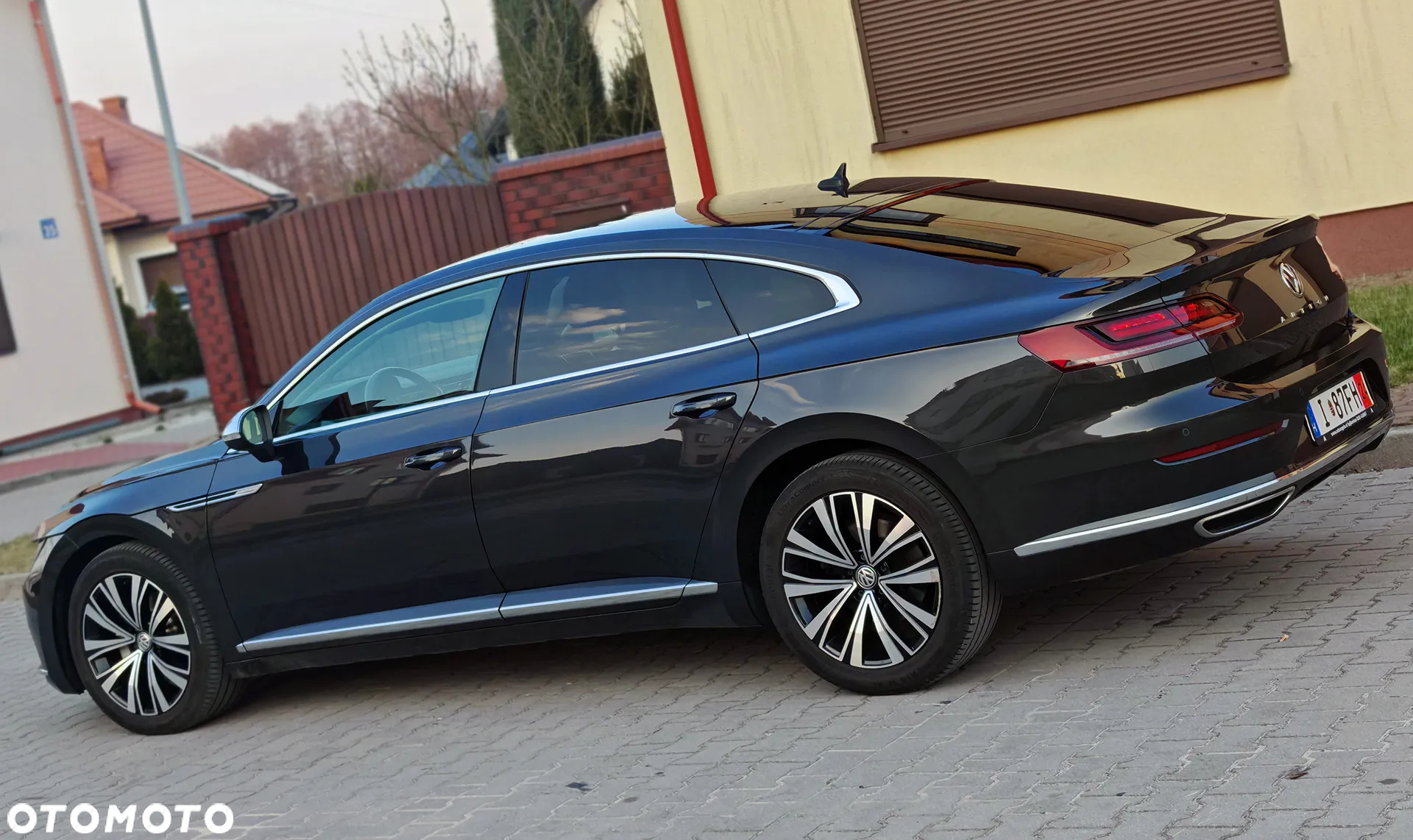 Volkswagen Arteon 2.0 TDI SCR DSG Elegance - 4