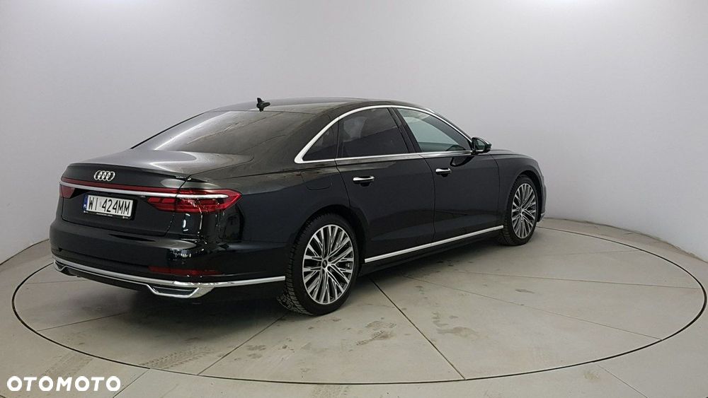 Audi A8 - 7