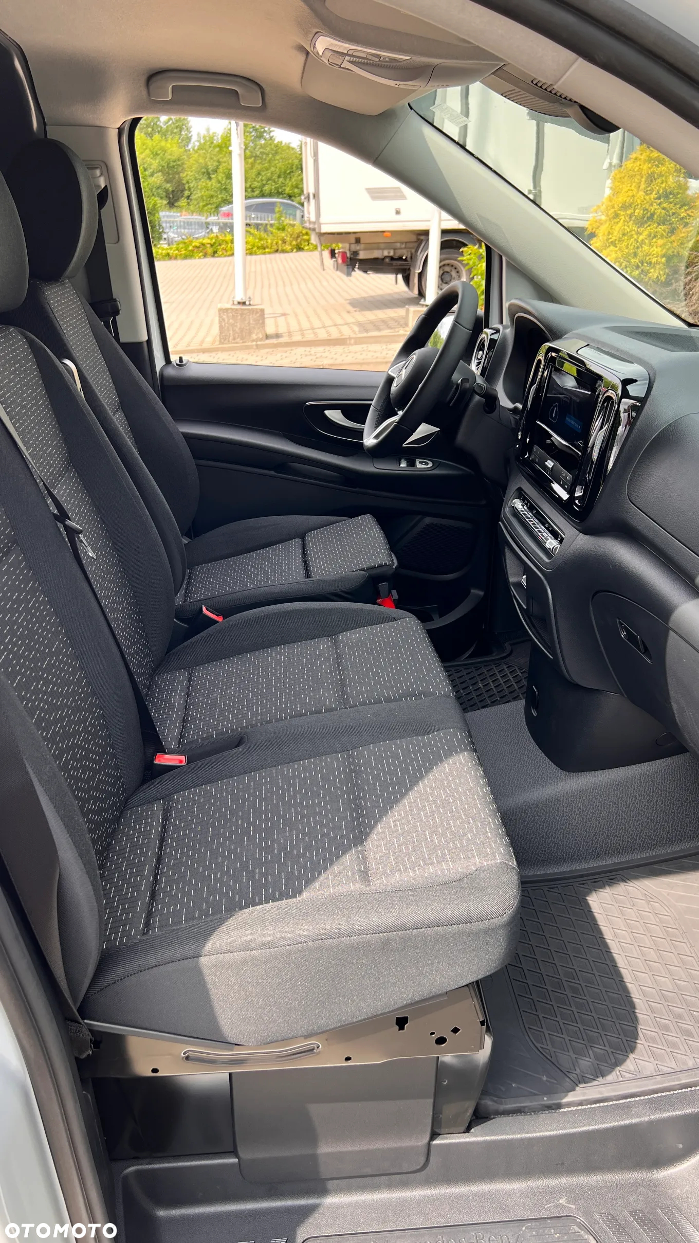 Mercedes-Benz Vito - 17