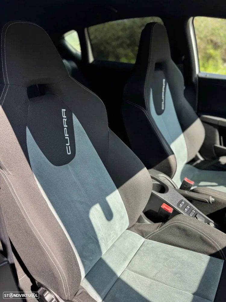 SEAT Leon - 4