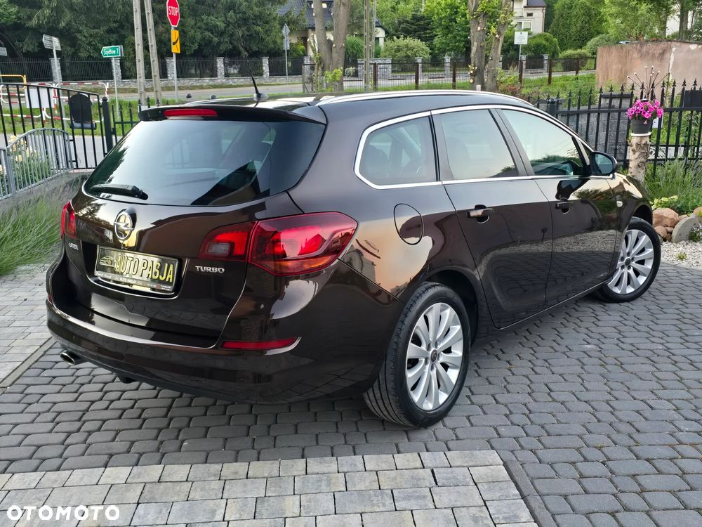 Opel Astra 1.4 Turbo Cosmo - 10