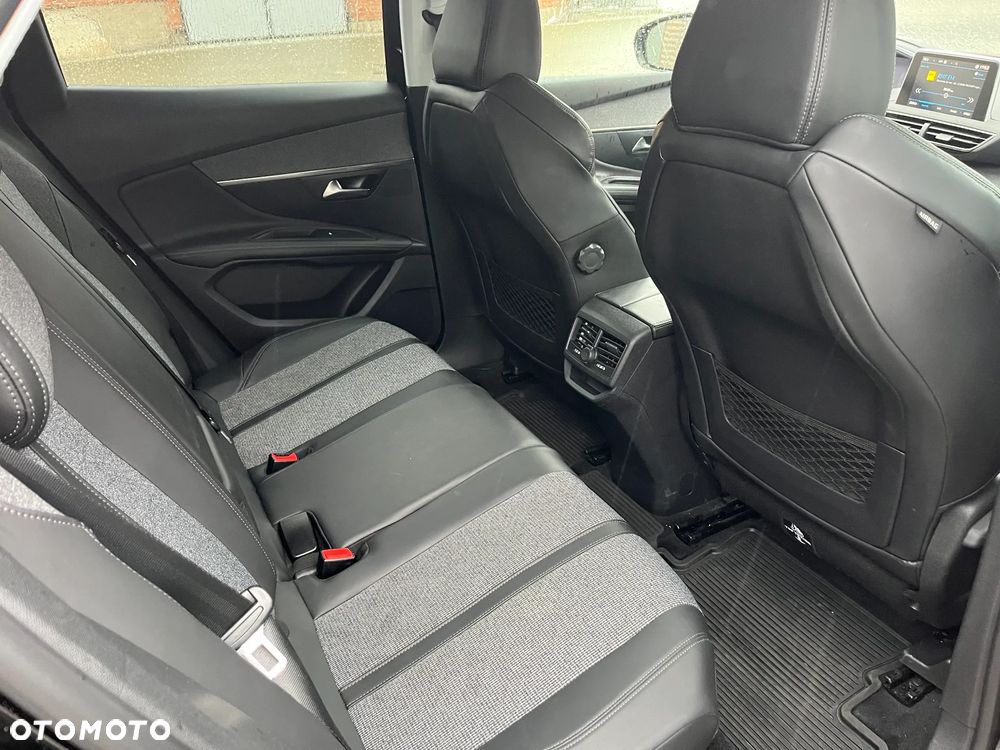 Peugeot 3008 - 8