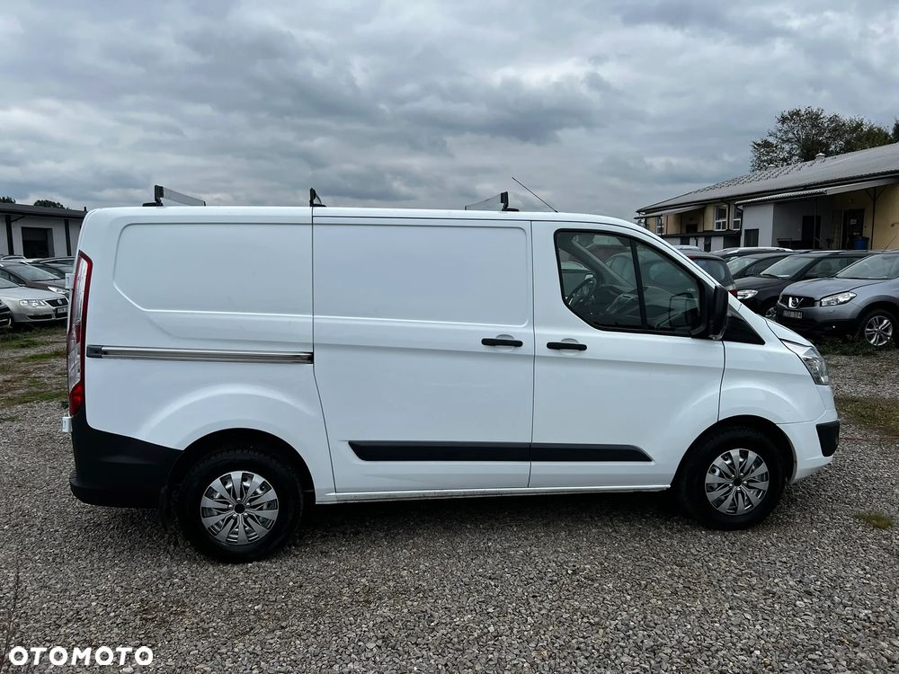 Ford Transit Custom - 11