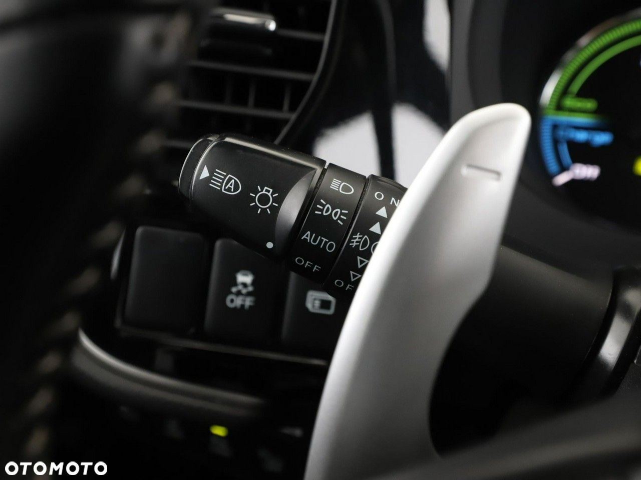 Mitsubishi Outlander 2.4 4WD Plug-In Hybrid Spirit - 35