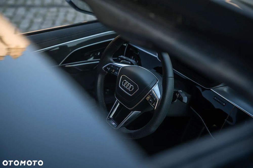 Audi A8 - 29