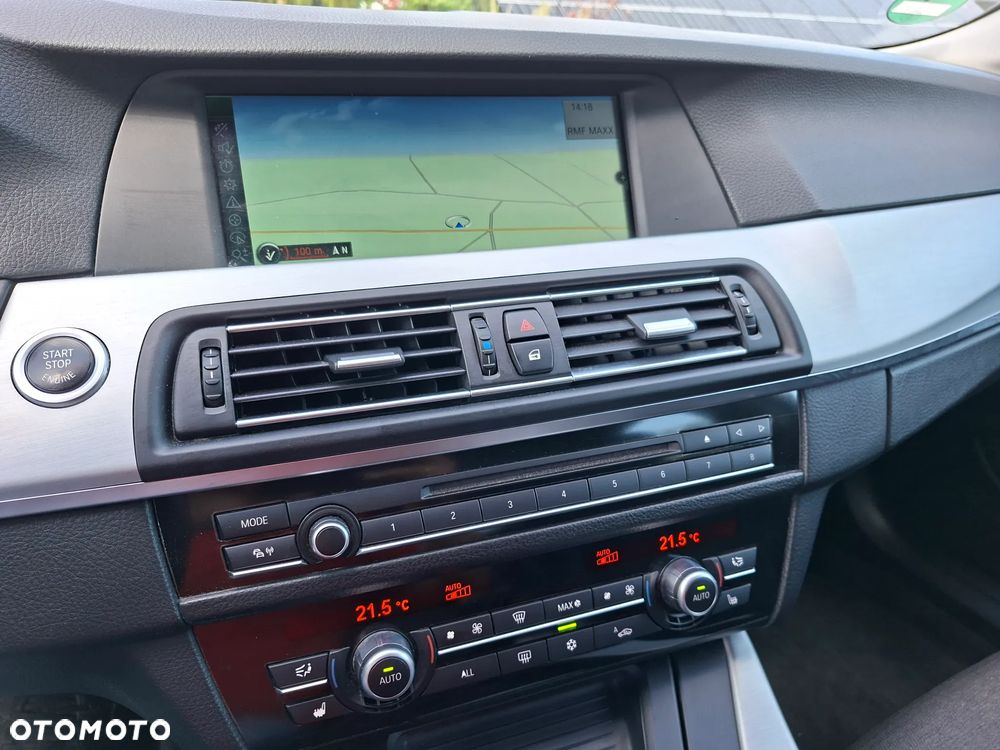 BMW Seria 5 528i - 17