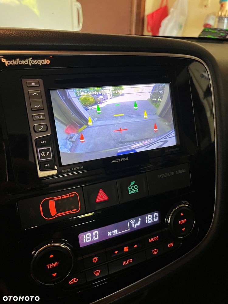 Mitsubishi Outlander 2.2 DI-D Instyle SDA 4WD - 21