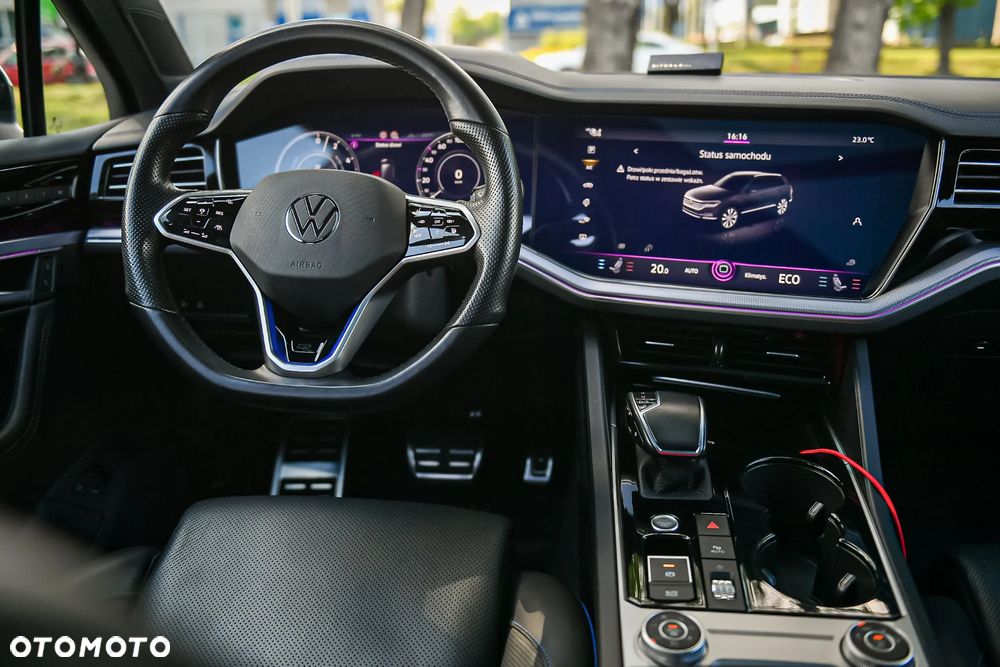 Volkswagen Touareg - 14