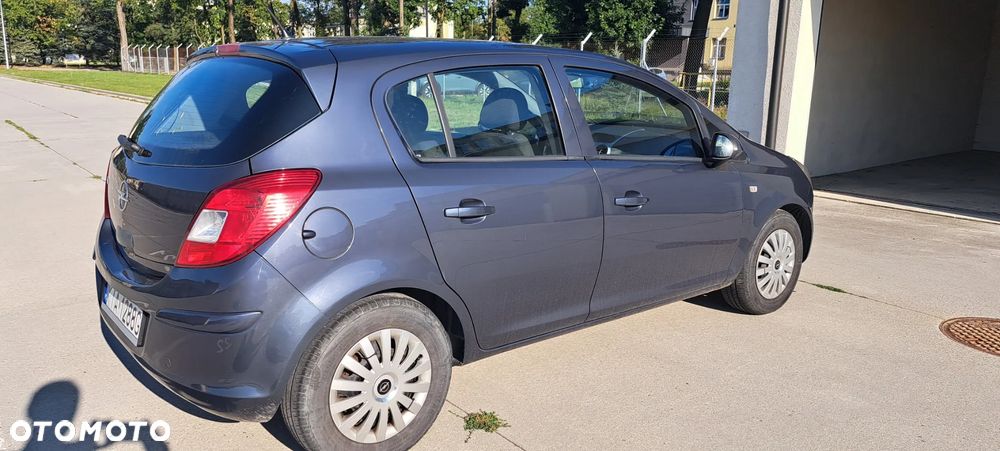Opel Corsa 1.2 16V - 4