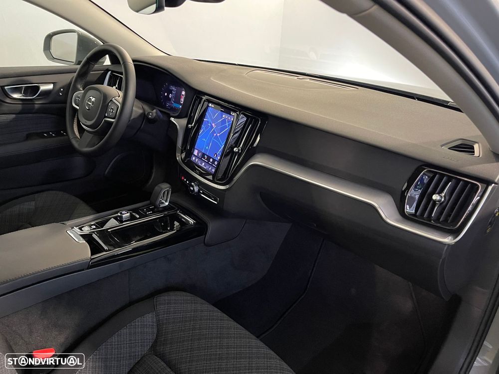 Volvo V60 2.0 T6 AWD TE Essential - 15