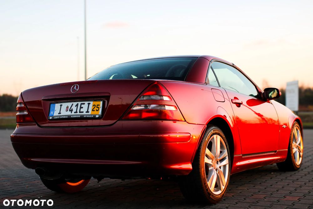 Mercedes-Benz SLK - 16