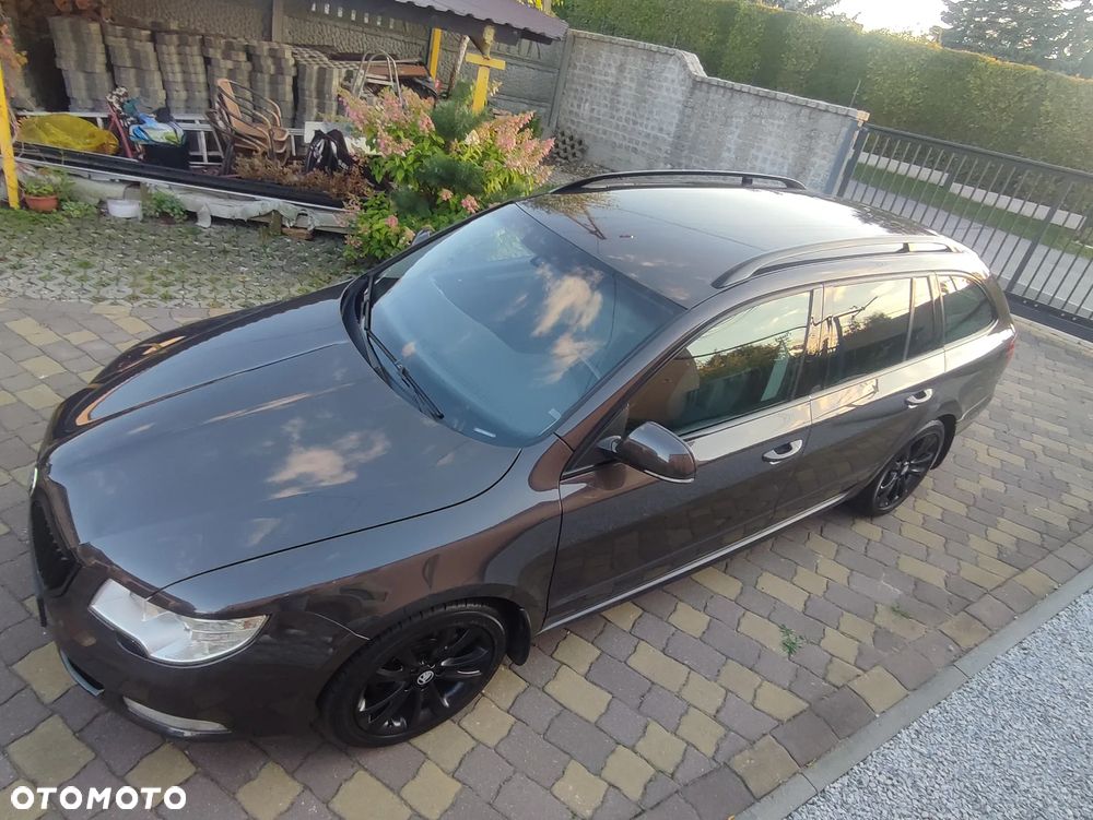 Skoda Superb 2.0 TDI Ambition - 17