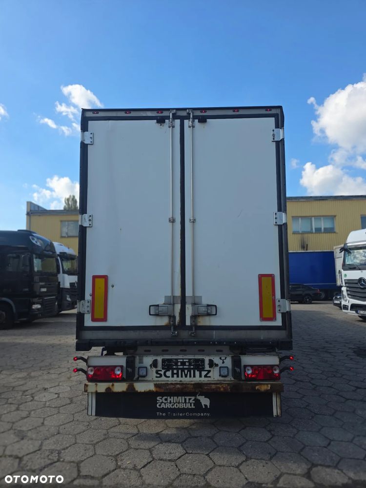 Schmitz Cargobull SKO24 - 3