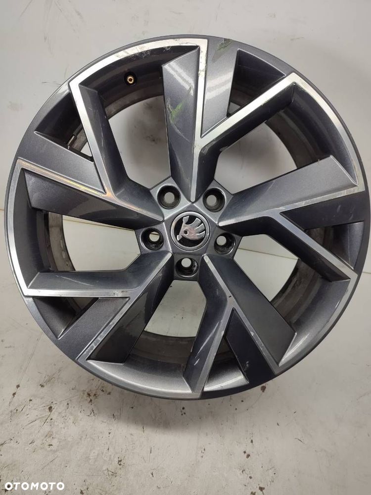 FELGA ALUMINIOWA 19 5X112 7J CENTR 57,1 ET43  SKODA KODIAQ (NS7, NV7, NS6) 2016 - 2022 2.0 TDI 4x4 - 1